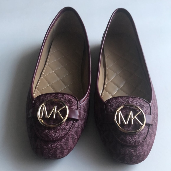 Michael Kors Shoes - Picture 7 of 8